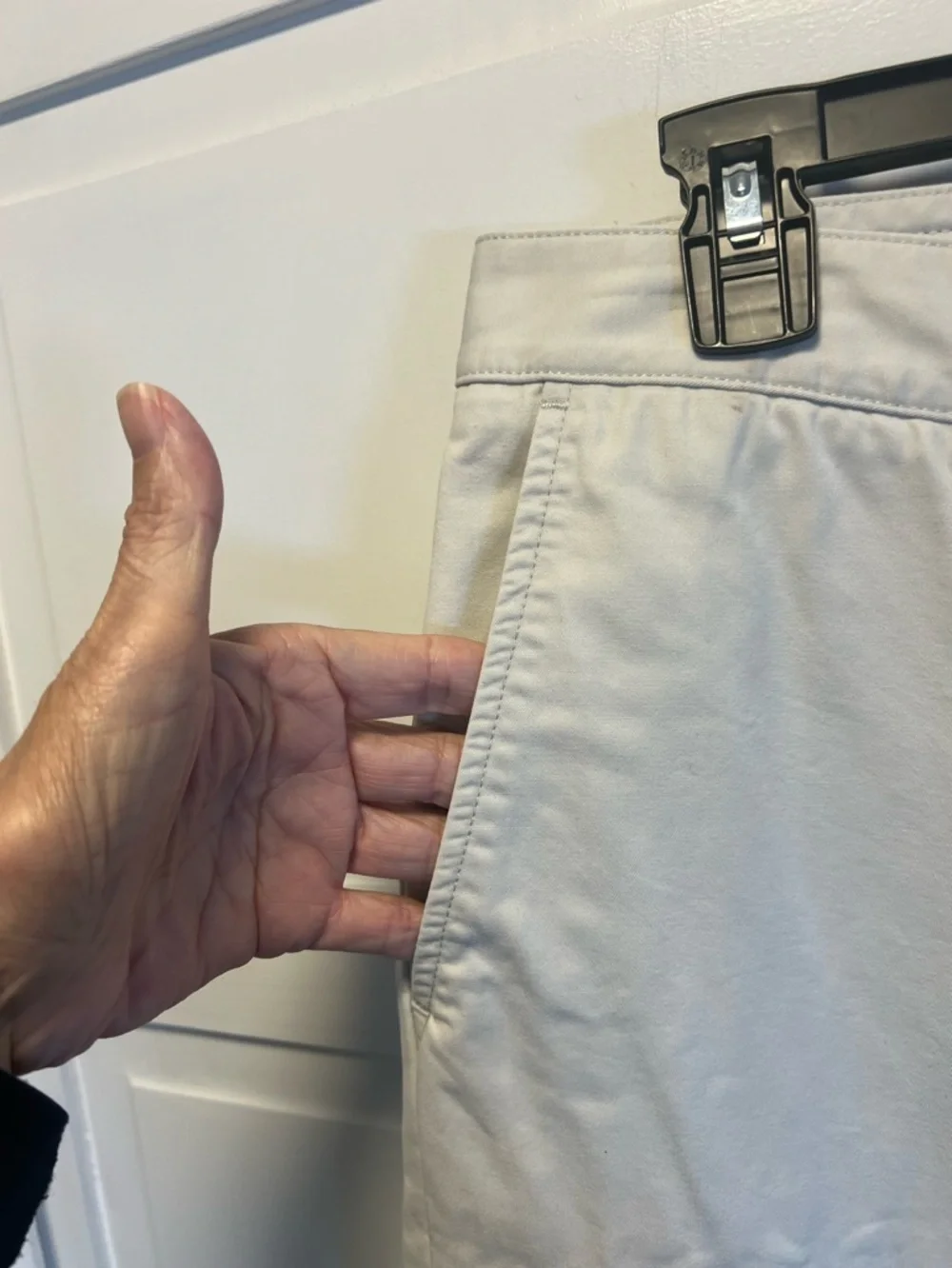 Vineyard Vines Men’s Collegiate Pants Size 33 Color Cream
